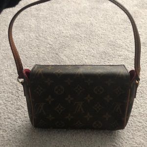 Louis Vuitton Discounted Small Pochette